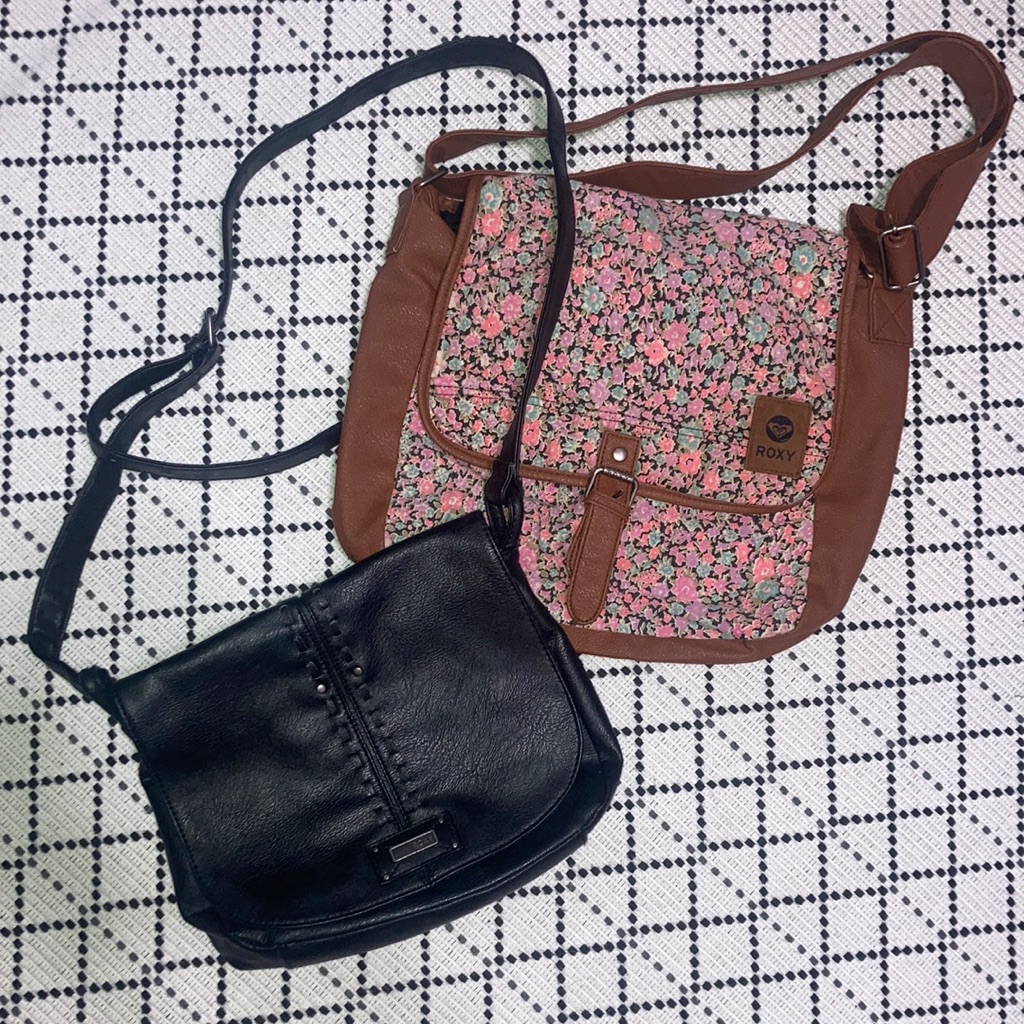 2 Cute Roxy Purses